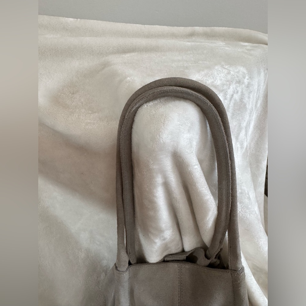 Hammitt Oliver light grey tote suede - Picture 6 of 7